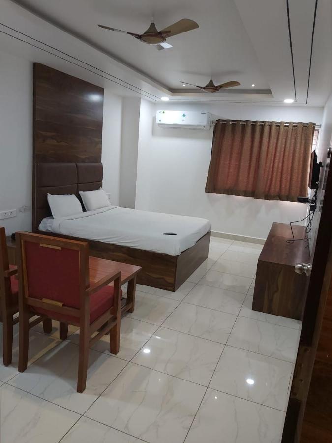 Sahasara DLA AC Rooms Warangal Exterior foto