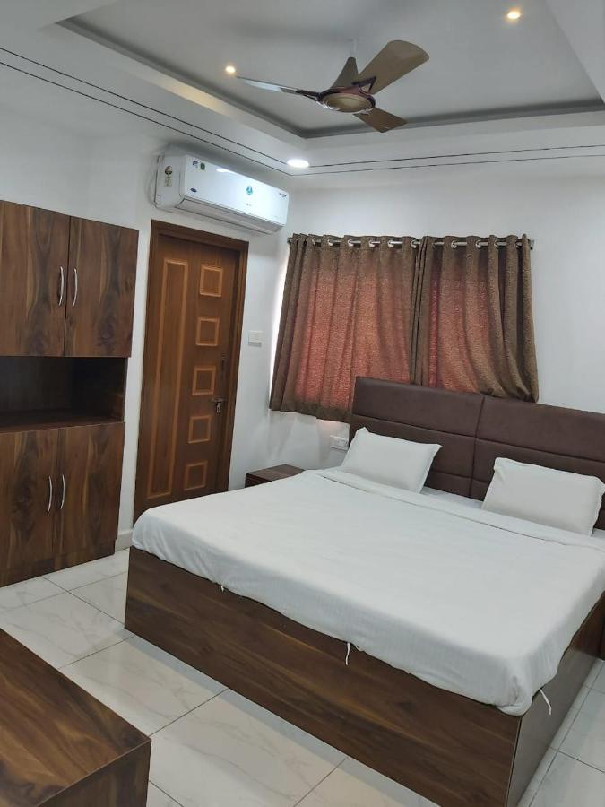 Sahasara DLA AC Rooms Warangal Exterior foto