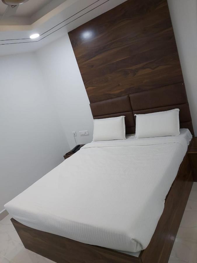 Sahasara DLA AC Rooms Warangal Exterior foto