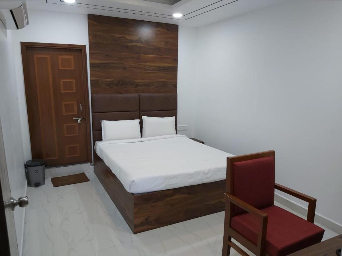 Sahasara DLA AC Rooms Warangal Exterior foto